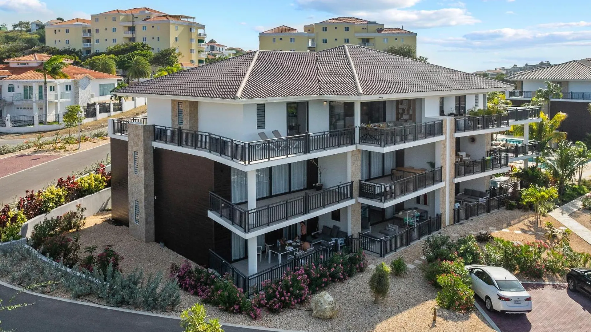 威廉斯塔德Azure Penthouse公寓
